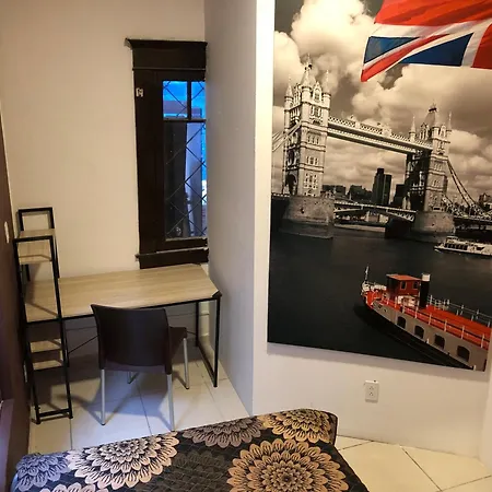 Roomies Hostel - Roma