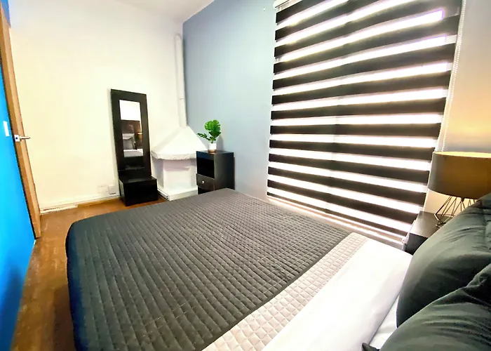 Roomies - Roma Pensión